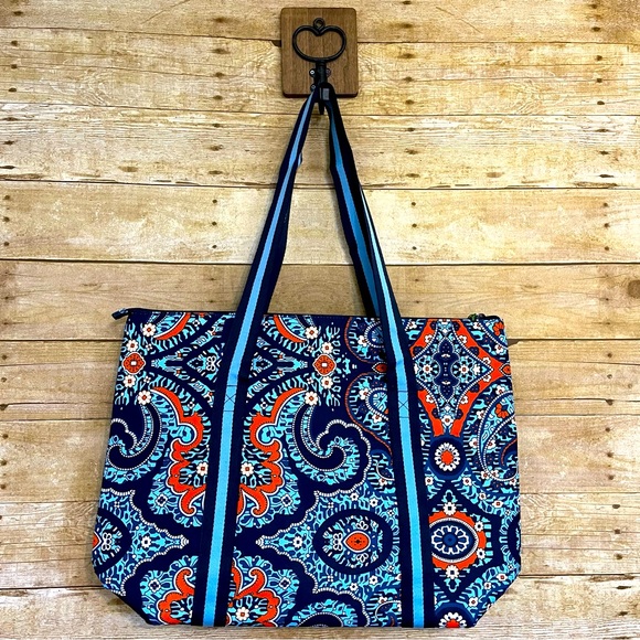 Vera Bradley Cooler Tote Marrakesh NWT - Picture 4 of 6